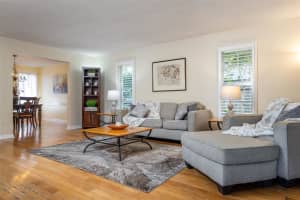 1455 FAIRWAY DR, DUNEDIN, FL 34698 Sold 01/05/23