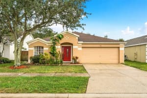 913 SUMMER BREEZE DR, BRANDON, FL 33511 Sold 04/28/23