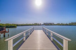 318 Boca Ciega Point Blvd, St. Petersburg, FL 33708, Sold 03/30/23