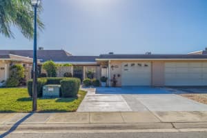 318 Boca Ciega Point Blvd, St. Petersburg, FL 33708, Sold 03/30/23