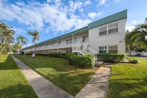 5217 81ST ST N #22, ST PETERSBURG, FL 33709 Sold 04/21/23