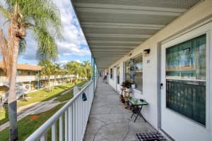 5217 81ST ST N #22, ST PETERSBURG, FL 33709 Sold 04/21/23