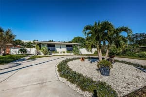 2466 Tradewinds Dr, Dunedin, FL 34698, Sold 01/31/23