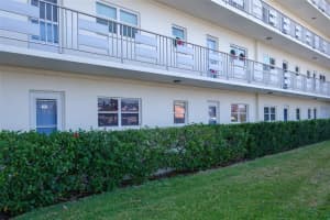 5575 GULF BLVD #123, ST PETE BEACH, FL 33706 Sold 01/24/23