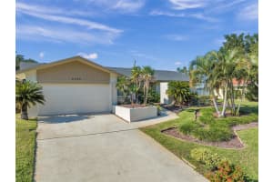 2226 SNEAD AVE, DUNEDIN, FL 34698 Sold 01/23/23