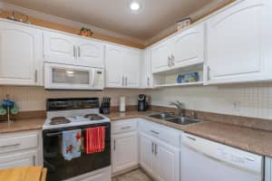 19029 N US HIGHWAY 19 N #3-14, CLEARWATER, FL 33764 Sold 02/27/23