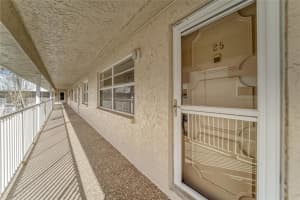 10034 64TH AVE N #25, ST PETERSBURG, FL 33708 Sold 05/17/23