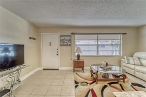10034 64TH AVE N #25, ST PETERSBURG, FL 33708 Sold 05/17/23