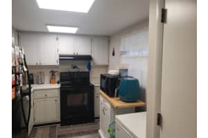 19029 US HIGHWAY 19 N #1-6, CLEARWATER, FL 33764 Sold 05/01/23