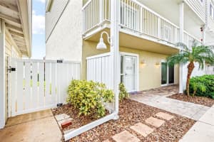 433 S PAULA DR #1, DUNEDIN, FL 34698 Sold 02/06/23