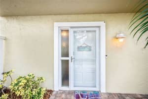 433 S PAULA DR #1, DUNEDIN, FL 34698 Sold 02/06/23