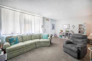 4720 LOCUST ST NE #308, ST PETERSBURG, FL 33703 Sold 03/20/23