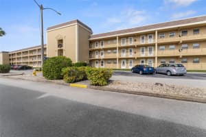 1 BOCA CIEGA POINT BLVD #110, ST PETERSBURG, FL 33708 Sold 05/01/23