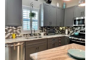 946 N HIGHLAND AVE #45, DUNEDIN, FL 34698 Sold 02/21/23