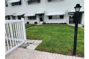 5286 81ST ST N #7, ST PETERSBURG, FL 33709 Sold 02/17/23