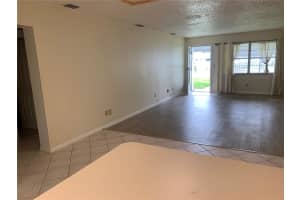 5286 81ST ST N #7, ST PETERSBURG, FL 33709 Sold 02/17/23