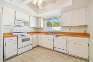 2660 Barksdale Ct, Clearwater, FL 33761, Sold 02/10/23
