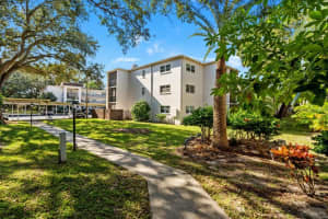 861 MAPLE COURT, DUNEDIN, FL 34698 Sold 01/19/23