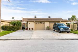 574 Boca Ciega Point Blvd N, St. Petersburg, FL 33708, Sold 03/31/23