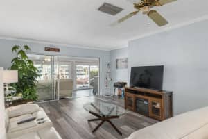 574 Boca Ciega Point Blvd N, St. Petersburg, FL 33708, Sold 03/31/23