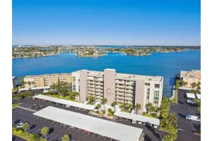 7700 SUN ISLAND DRIVE, SOUTH PASADENA, FL 33707 Sold 02/28/23