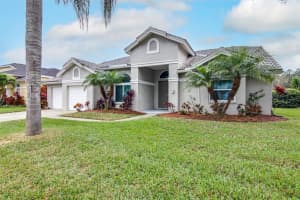 954 COBBLESTONE LANE, TARPON SPRINGS, FL 34688 Sold 03/10/23