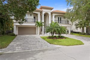 9 BAYFRONT COURT, ST PETERSBURG, FL 33711 Sold 06/30/23