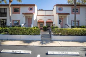 508 SANTA CRUZ PLACE, ST PETERSBURG, FL 33703 Sold 03/06/23