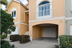 17 LINCOLN AVENUE, ST PETERSBURG, FL 33711 Sold 06/16/23