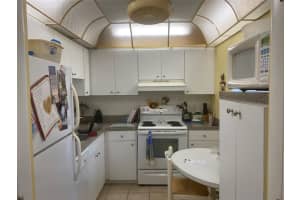 19029 US Hwy 19 N, Clearwater, FL 33764, Sold 04/18/23