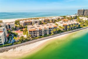 7435 Bayshore Dr, Treasure Island, FL 33706, Sold 04/03/23