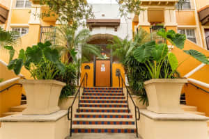 100 4TH AVENUE, ST PETERSBURG, FL 33701 Sold 02/24/23