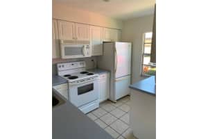 9123 Mission Oaks Blvd, Seminole, FL 33776, Sold 04/28/23