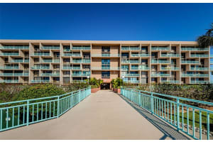 1 Key Capri #311e Treasure Island, FL 33706 Sold 04/07/23