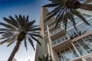175 1st St S, St. Petersburg, FL 33701, Sold 02/17/23