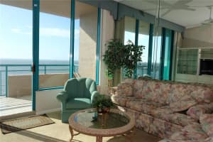 1560 GULF BOULEVARD, CLEARWATER, FL 33767 Sold 02/10/23