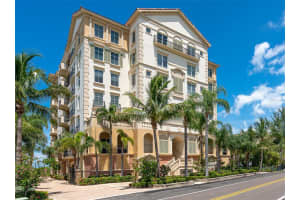 19640 GULF BOULEVARD, INDIAN SHORES, FL 33785 Sold 09/28/23
