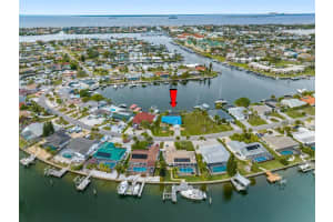 6428 LAKE SUNRISE DRIVE, APOLLO BEACH, FL 33572 Sold 09/28/23