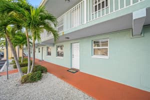 19417 GULF BOULEVARD, INDIAN SHORES, FL 33785 Sold 05/24/23