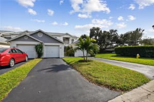11375 SHIPWATCH LANE, LARGO, FL 33774 Sold 07/12/23