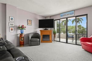 1400 1st Ave W, Bradenton, FL 34205, Sold 03/16/23
