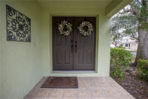 1006 SANABEL COURT, ST PETERSBURG, FL 33702 Sold 04/18/23