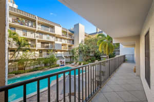 105 4TH AVENUE, ST PETERSBURG, FL 33701 Sold 03/30/23