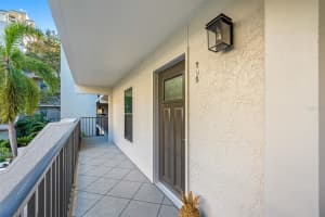 105 4TH AVENUE, ST PETERSBURG, FL 33701 Sold 03/30/23