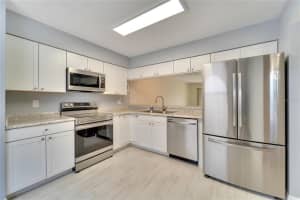 1552 Chateaux De Ville Ct, Clearwater, FL 33764, Sold 03/07/23