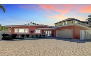 7980 9TH AVENUE, ST PETERSBURG, FL 33707 Sold 04/04/24