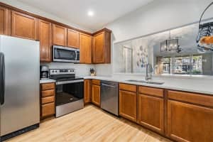 3360 COVERED BRIDGE DRIVE, DUNEDIN, FL 34698 Sold 04/03/23
