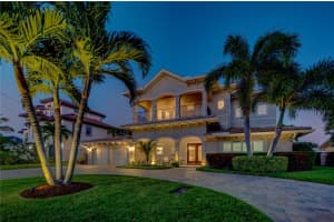 2133 HARBOR VIEW DRIVE, DUNEDIN, FL 34698 Sold 03/31/23