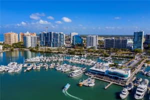 506 LAUREL PARK DRIVE, SARASOTA, FL 34236 Sold 05/19/23