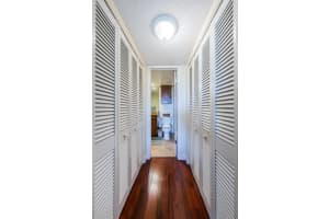 4725 COVE CIRCLE, ST PETERSBURG, FL 33708 Sold 07/17/23